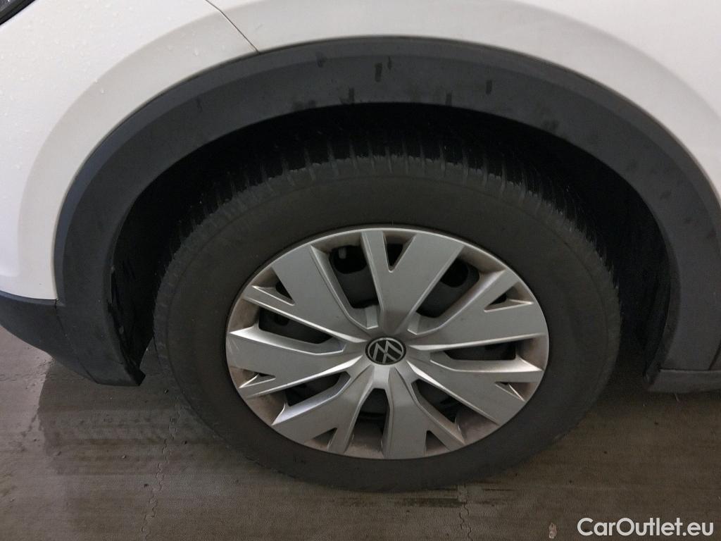  Volkswagen  T-CROSS VOLKSWAGEN  / 2018 / 5P / todoterreno Edition 1.0 TSI 70kW (95CV) #3