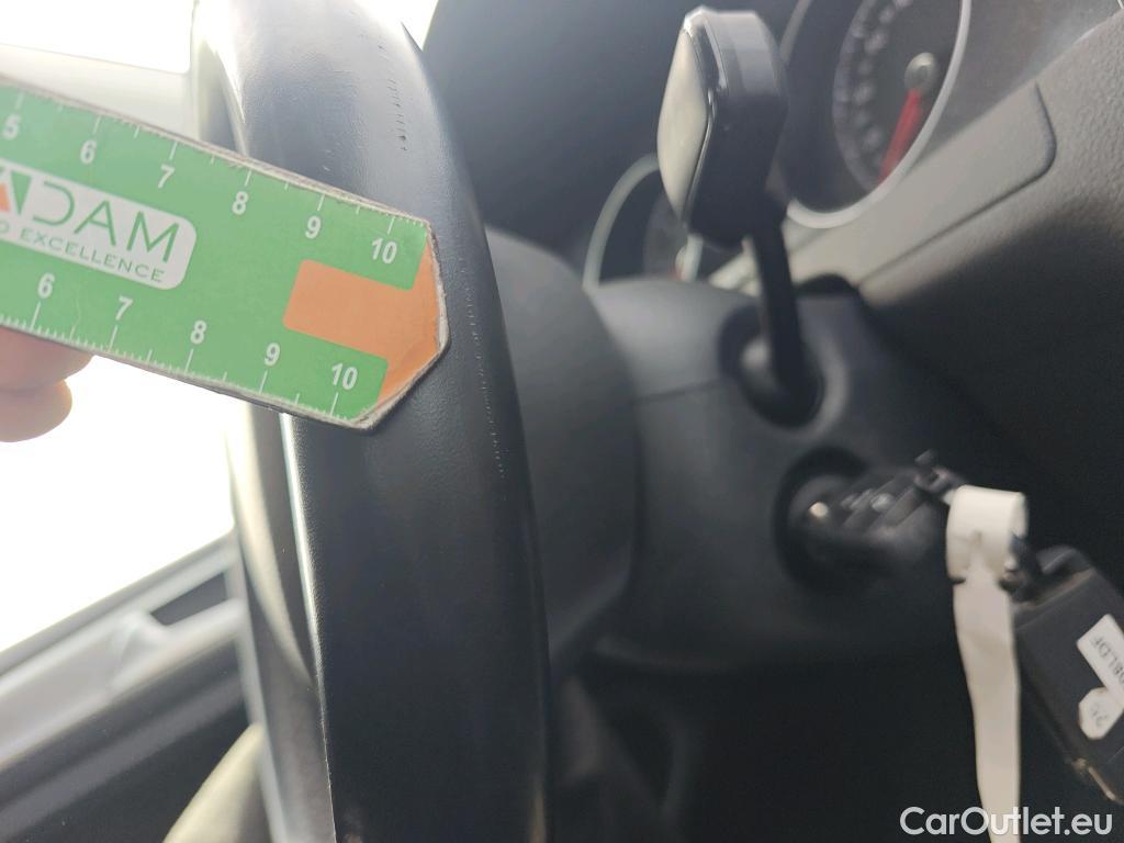  Volkswagen  Golf  VOLKSWAGEN / 2016 / 5P / berlina con portón Ready2Go 1.0 TSI 85kW (115CV) #28