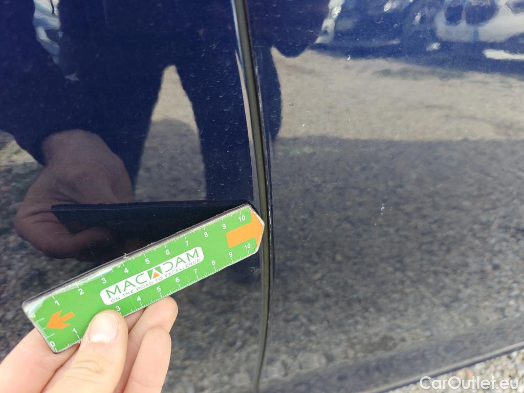  Volkswagen  Golf  VOLKSWAGEN / 2016 / 5P / berlina con portón Ready2Go 1.0 TSI 85kW (115CV) #11