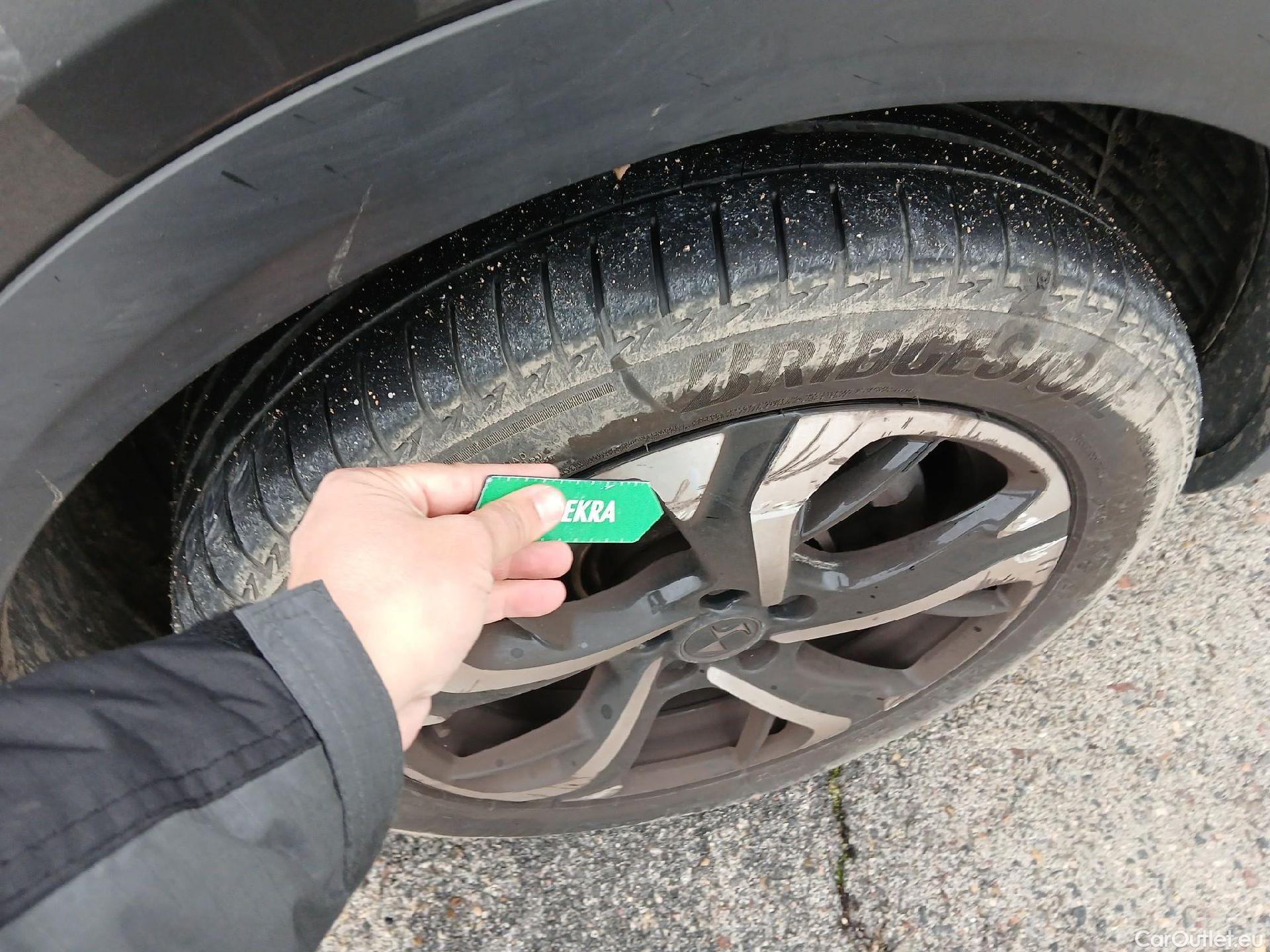  DS  DS7 DS DS 7 Crossback / 2017 / 5P / todoterreno BlueHDi DE 96kW (130CV) Auto. CHIC (AC) #11