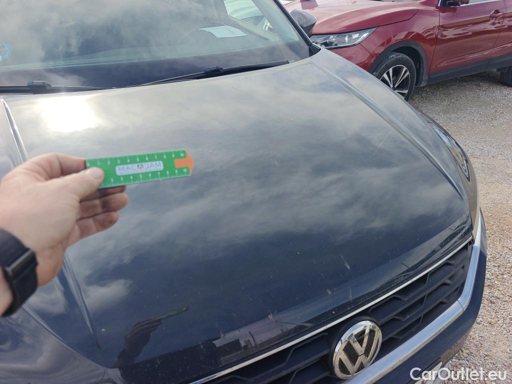  Volkswagen  T-ROC VOLKSWAGEN  / 2017 / 5P / todoterreno Advance 1.6 TDI 85kW (115CV) #3