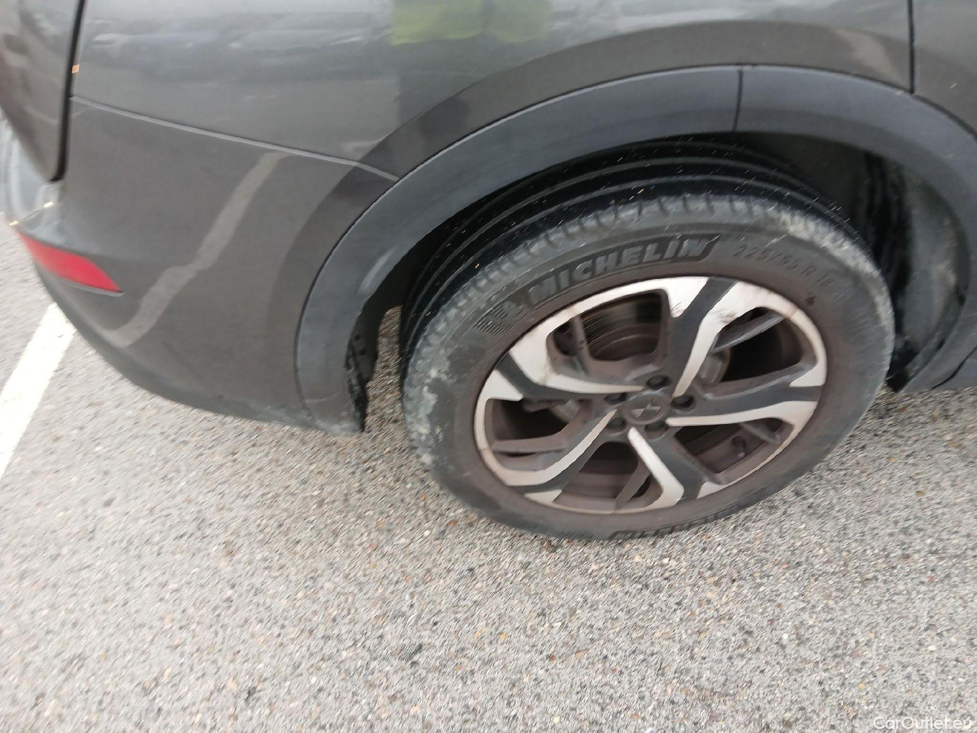  DS  DS7 DS DS 7 Crossback / 2017 / 5P / todoterreno BlueHDi DE 96kW (130CV) Auto. CHIC (AC) #8