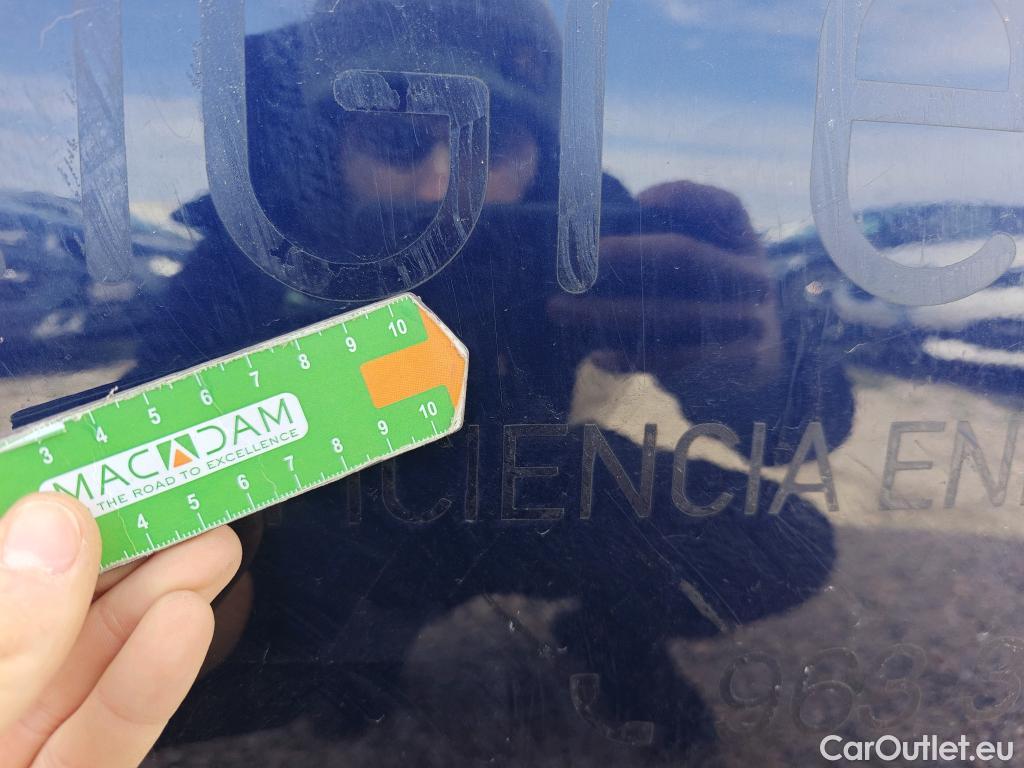  Volkswagen  Golf  VOLKSWAGEN / 2016 / 5P / berlina con portón Ready2Go 1.0 TSI 85kW (115CV) #13