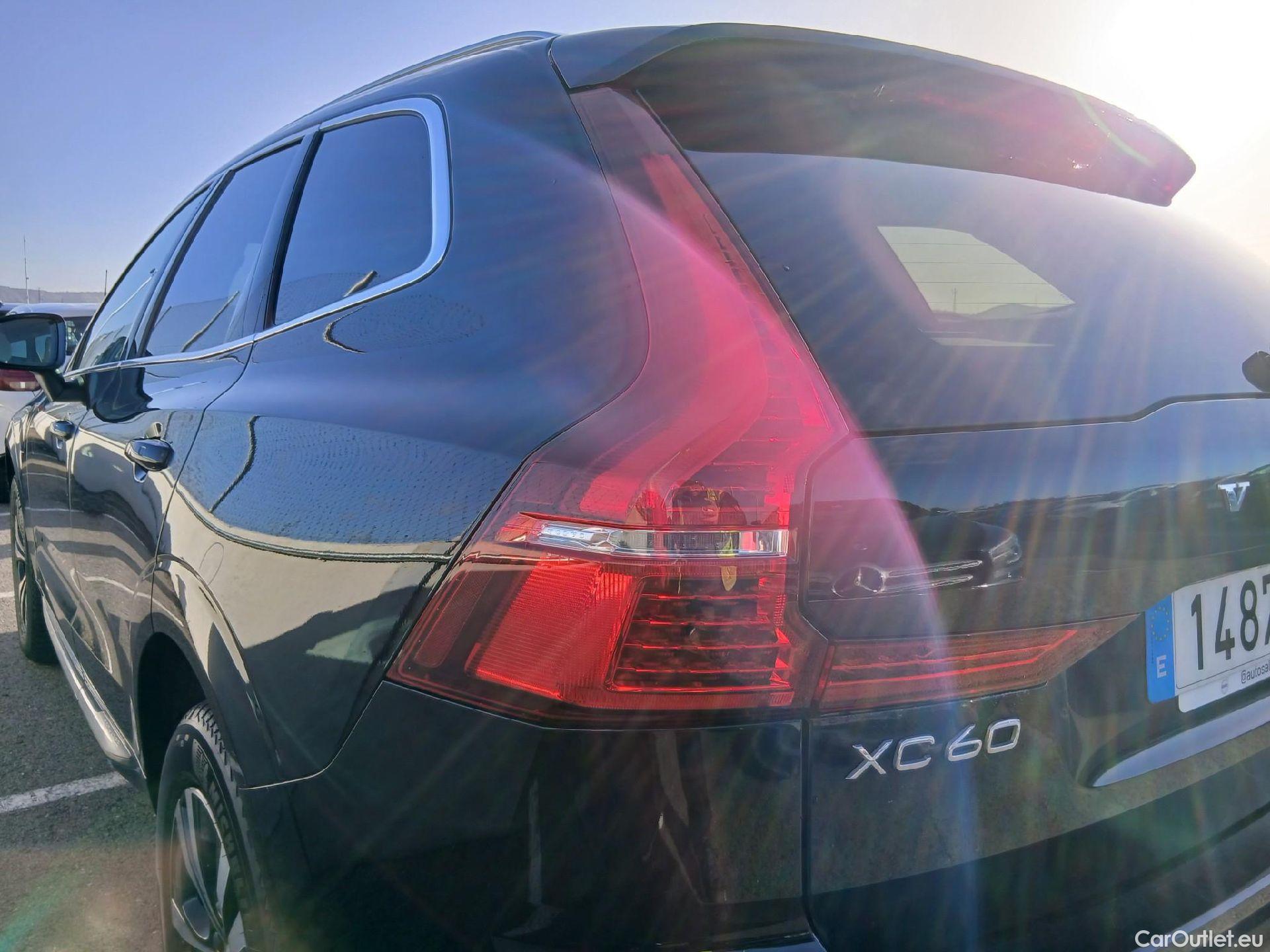  Volvo  XC60 VOLVO XC 60 2.0 T6 AWD Recharge Core Auto #33