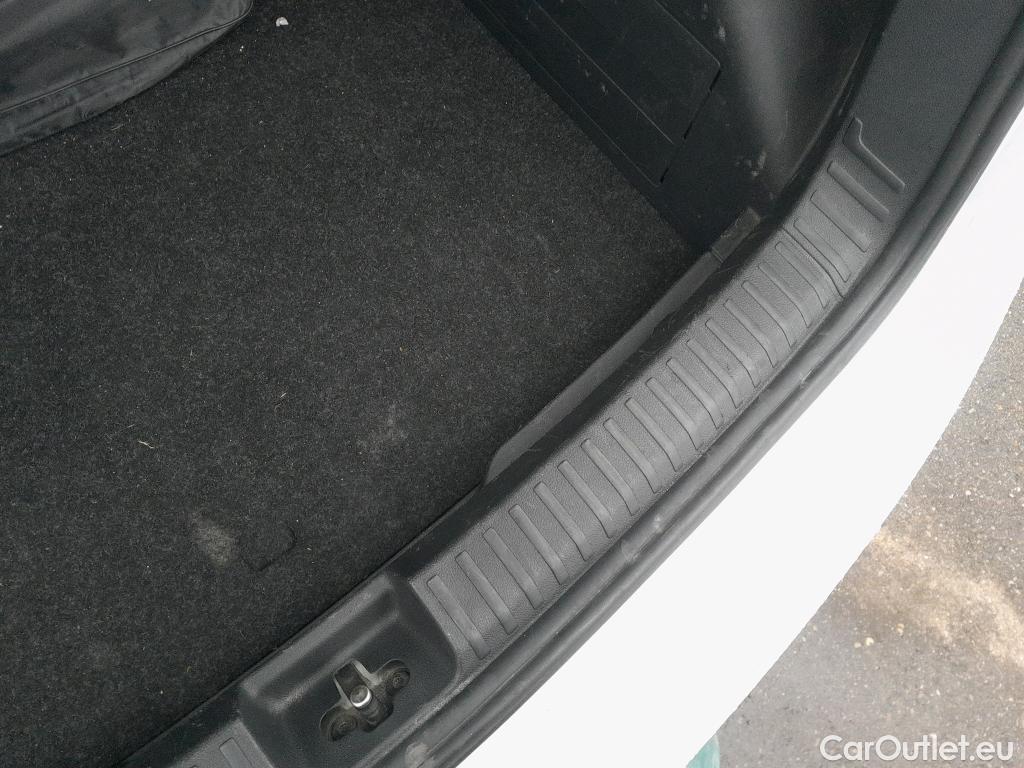  Skoda  Fabia SKODA  / 2021 / 5P / berlina con portón 1.0 TSI 70KW (95CV) Emotion (AC) #12