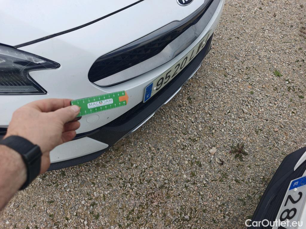  KIA  XCeed KIA  / 2019 / 5P / todoterreno 1.6 GDi PHEV 104kW (141CV) eTech #13