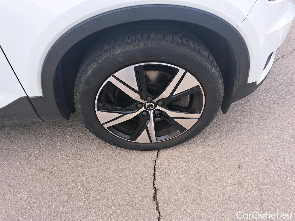  Volvo  XC 40 VOLVO XC40 / 2017 / 5P / todoterreno 1.5 T4 Twin Recharge R-Design Auto #3