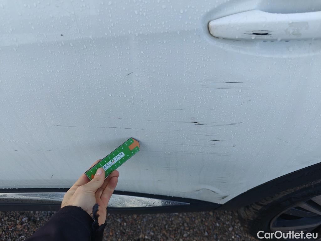  Peugeot  5008 PEUGEOT  / 2017 / 5P / todoterreno Allure 1.5L BlueHDi 96kW (130CV) S&S #12