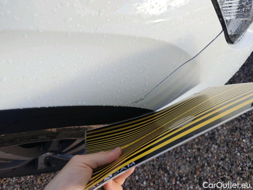  Peugeot  5008 PEUGEOT  / 2017 / 5P / todoterreno Allure 1.5L BlueHDi 96kW (130CV) S&S #44