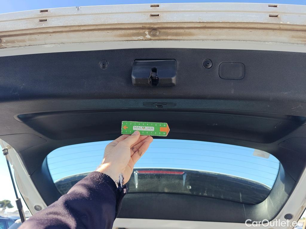  KIA  Sportage KIA  / 2018 / 5P / todoterreno 1.6 MHEV Business 100kW (136CV) 4x4 #19