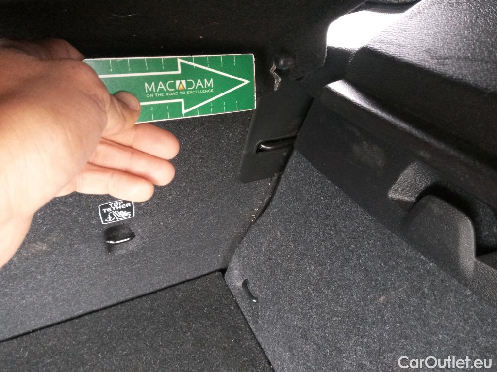  Volvo  XC 40 VOLVO XC40 / 2021 / 5P / todoterreno 1.5 T2 Essential #2