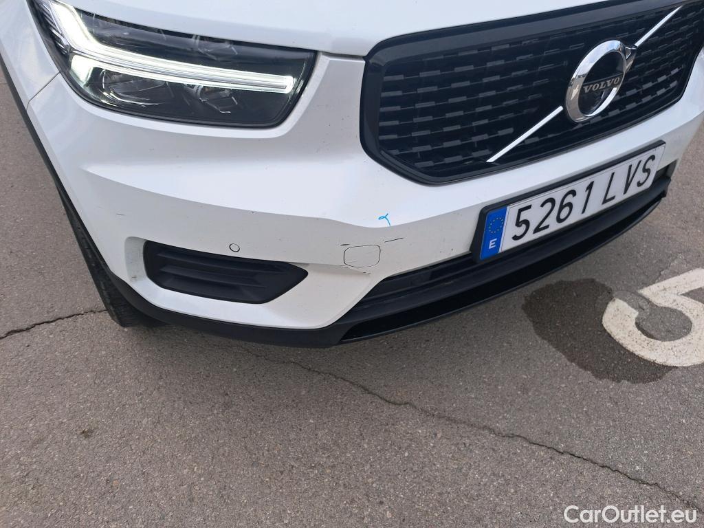  Volvo  XC 40 VOLVO XC40 / 2017 / 5P / todoterreno 1.5 T4 Twin Recharge R-Design Auto #9