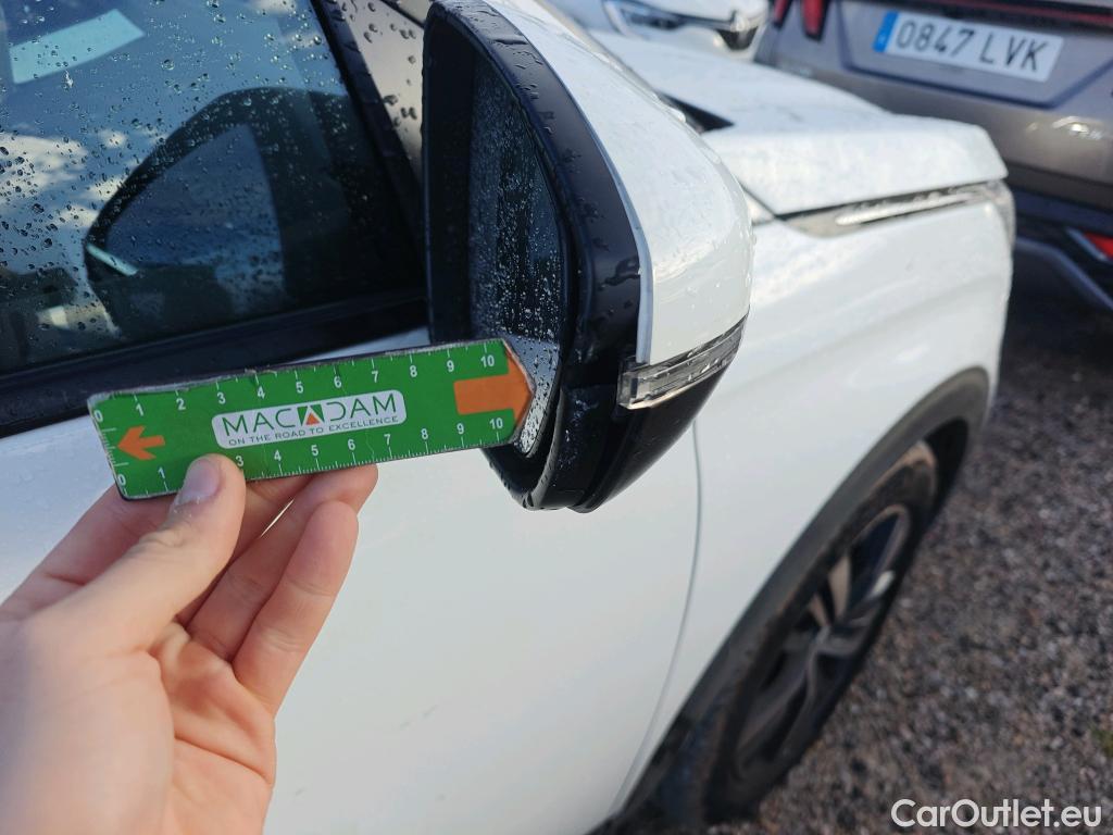  Peugeot  5008 PEUGEOT  / 2017 / 5P / todoterreno Allure 1.5L BlueHDi 96kW (130CV) S&S #14