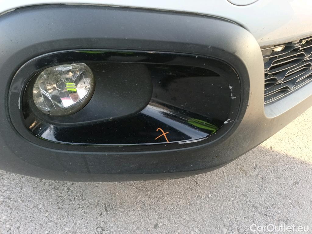  Citroen  C3 CITROEN  / 2020 / 5P / berlina con portón BlueHDi 75KW (100CV) S&S FEEL #32