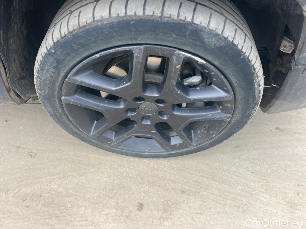  Jeep  Patriot JEEP Renegade / 2014 / 5P / todoterreno S 1.3 PHEV 177kW (240CV) AT AWD #15