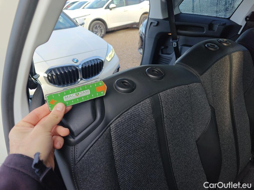  Peugeot  5008 PEUGEOT  / 2017 / 5P / todoterreno Allure 1.5L BlueHDi 96kW (130CV) S&S #2