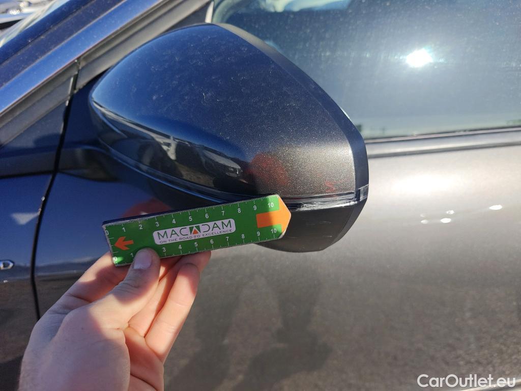  Peugeot  3008 PEUGEOT  Hybrid / 2020 / 5P / todoterreno 225 e-EAT8 Allure #65