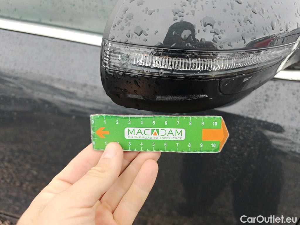  KIA  Sportage KIA  1.6MHEV Drive 100kW(136CV) 4x2(Crist Tintados) #82