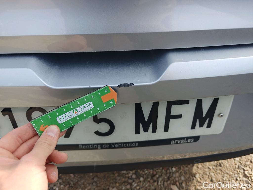  Renault  Megane RENAULT Mégane / 2020 / 5P / berlina con portón Equilibre Blue dCi 85 kW (115CV)-SS #22