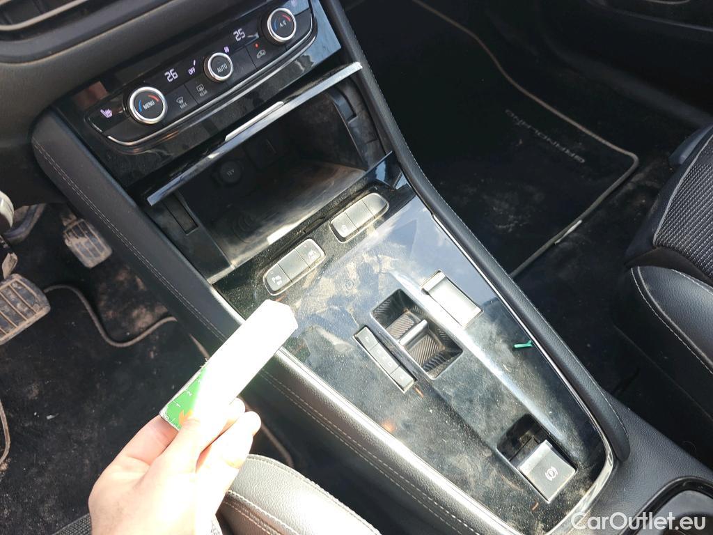  Opel   Grandland X OPEL Grandland / 2021 / 5P / todoterreno 1.5D DTH AT8 S/S GS #20