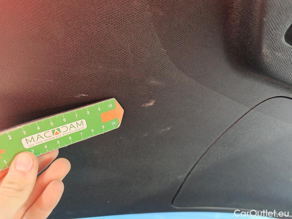  Peugeot  3008 PEUGEOT  Hybrid / 2020 / 5P / todoterreno 225 e-EAT8 Allure #35