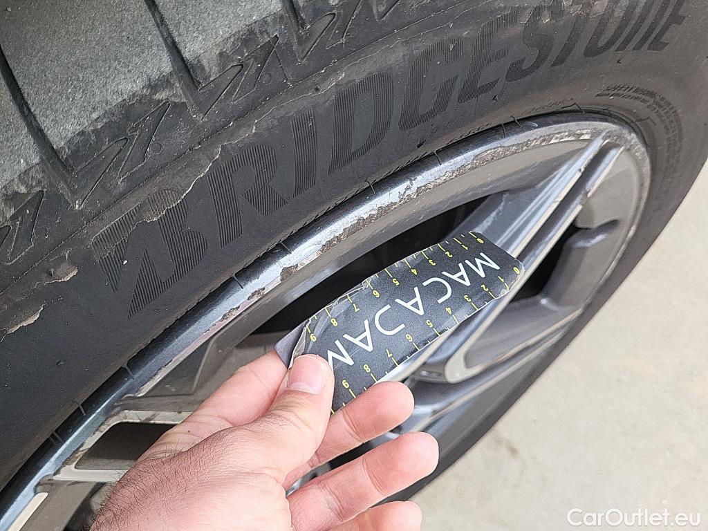  Mercedes  G-Klasee MERCEDES-BENZ Clase GLC / 2019 / 5P / todoterreno GLC 200 d 4MATIC #4