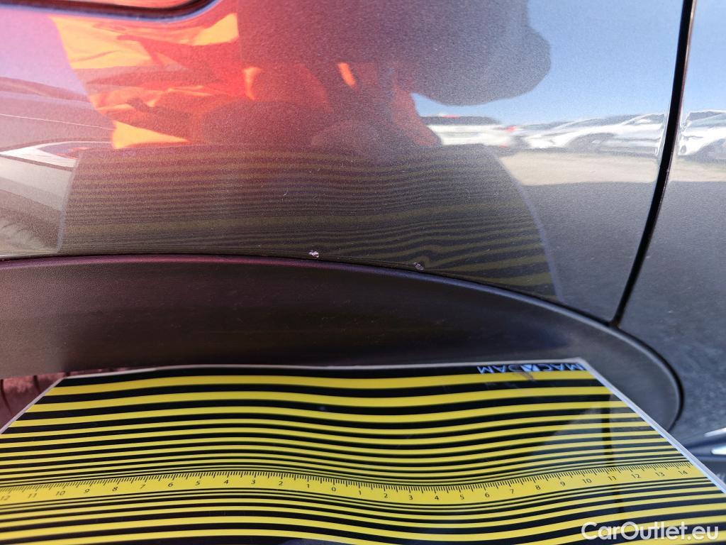  Peugeot  3008 PEUGEOT  Hybrid / 2020 / 5P / todoterreno 225 e-EAT8 Allure #25