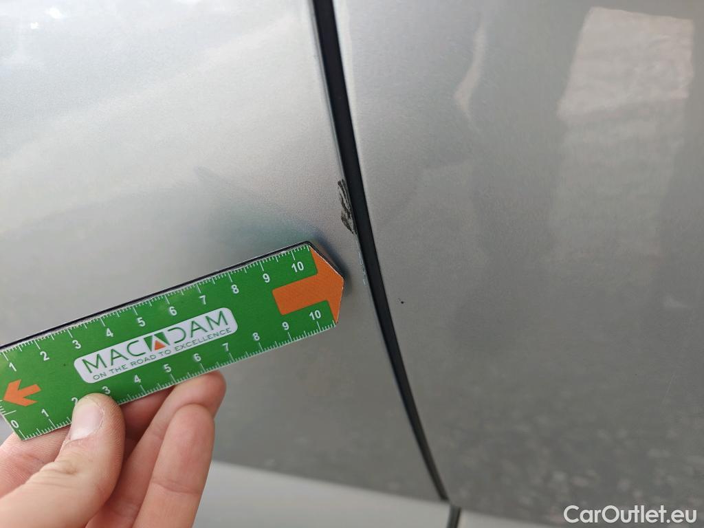  Renault  Megane RENAULT Mégane / 2020 / 5P / berlina con portón Equilibre Blue dCi 85 kW (115CV)-SS #38