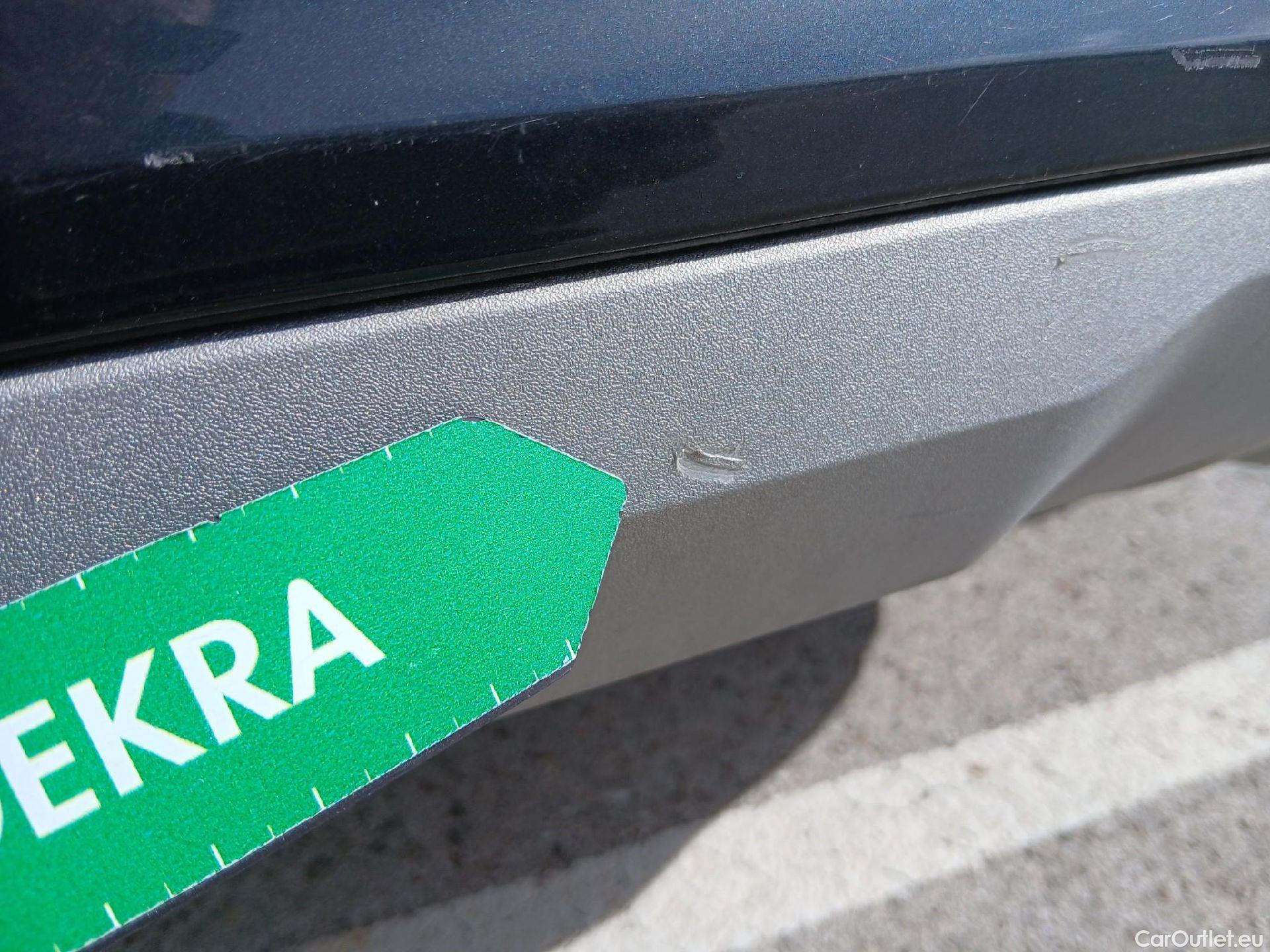  Audi  Q2 AUDI  / 2020 / 5P / todoterreno Advanced 35 TFSI 110kW (150CV) S tronic (AC) #37