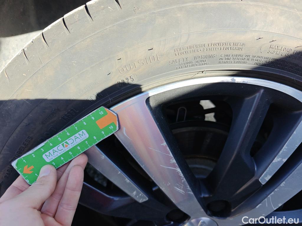  Peugeot  3008 PEUGEOT  Hybrid / 2020 / 5P / todoterreno 225 e-EAT8 Allure #8