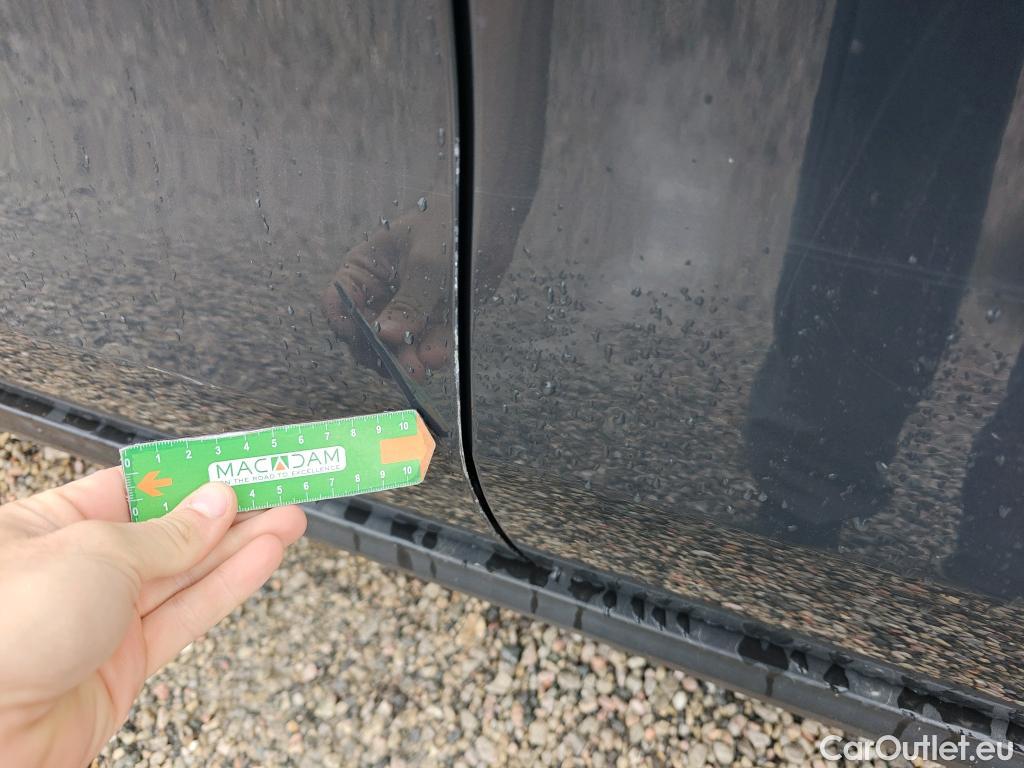  KIA  Sportage KIA  1.6MHEV Drive 100kW(136CV) 4x2(Crist Tintados) #20