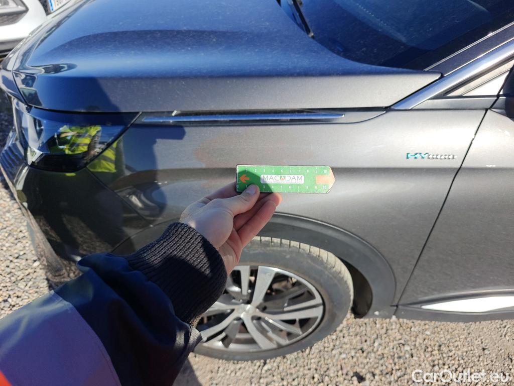  Peugeot  3008 PEUGEOT  Hybrid / 2020 / 5P / todoterreno 225 e-EAT8 Allure #66