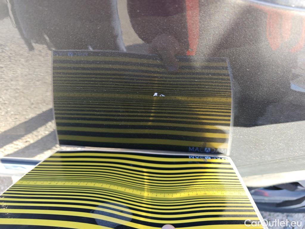  Peugeot  3008 PEUGEOT  Hybrid / 2020 / 5P / todoterreno 225 e-EAT8 Allure #27