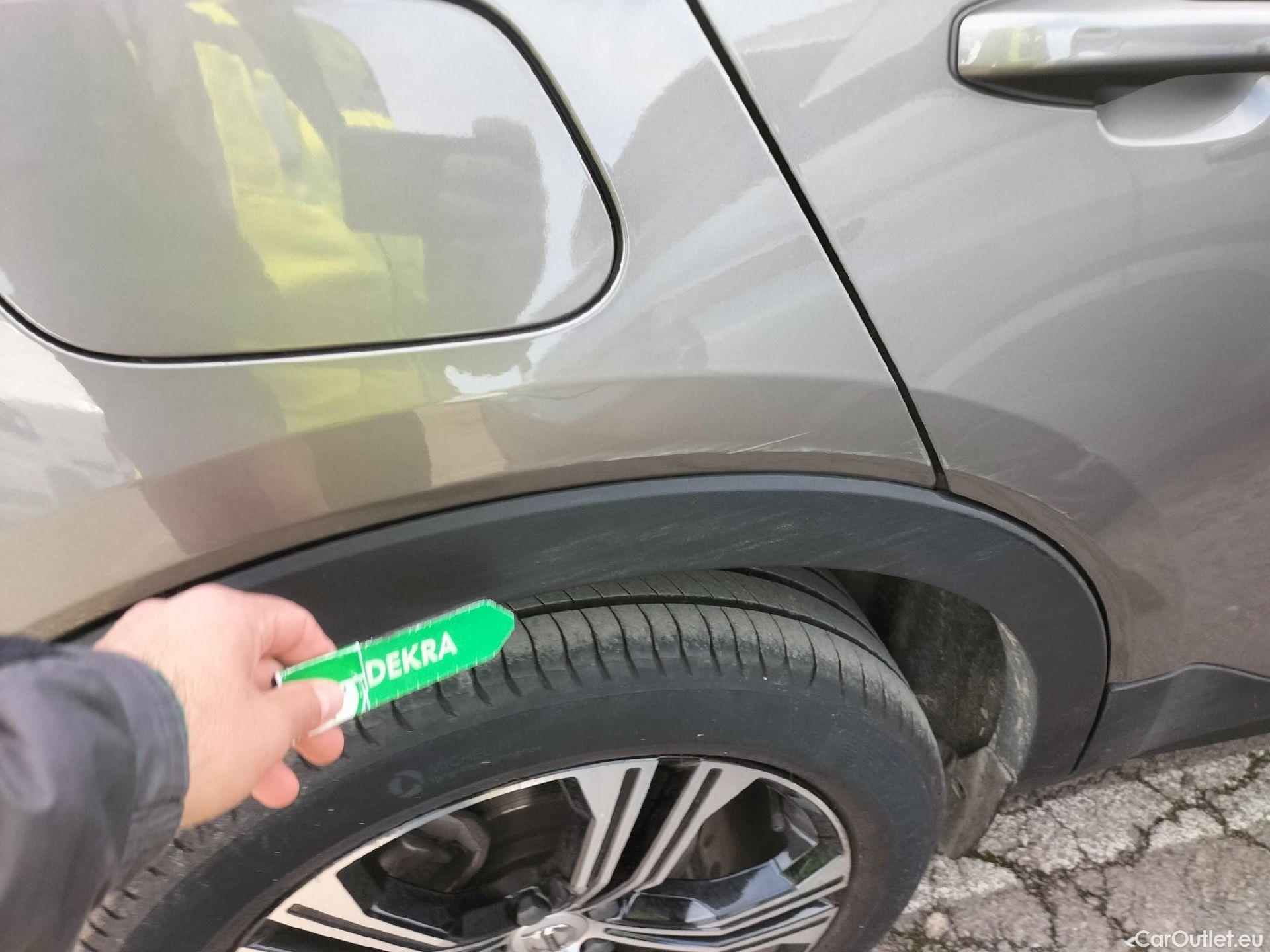  Volvo  XC 40 VOLVO XC40 / 2017 / 5P / todoterreno 1.5 T5 Twin Recharge Inscription Auto #35