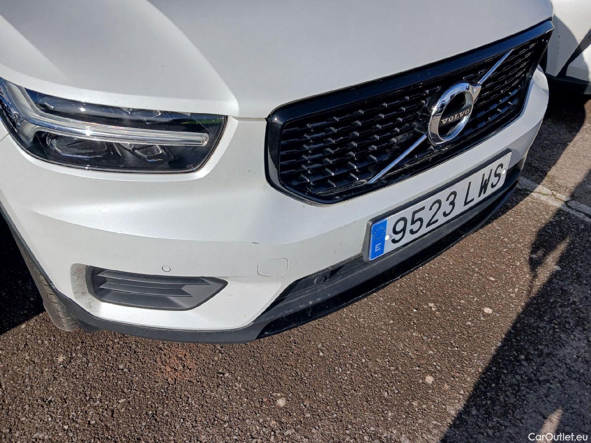  Volvo  XC 40 VOLVO XC40 / 2017 / 5P / todoterreno 1.5 T4 Twin Recharge R-Design Auto #1