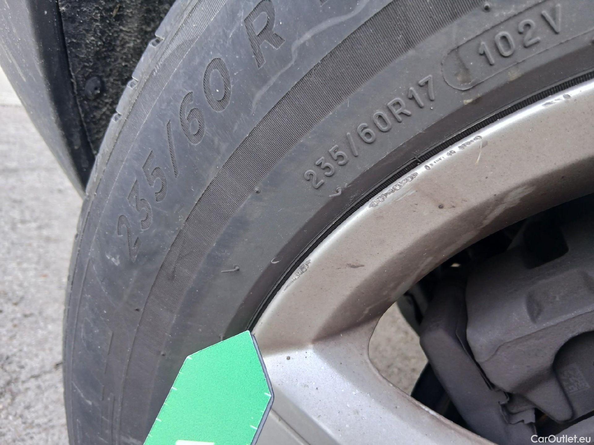  Volvo  XC 40 VOLVO XC40 / 2021 / 5P / todoterreno 1.5 T2 Essential #30