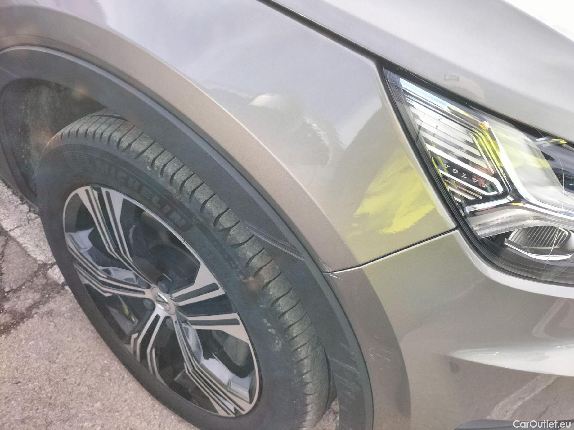  Volvo  XC 40 VOLVO XC40 / 2017 / 5P / todoterreno 1.5 T5 Twin Recharge Inscription Auto #8