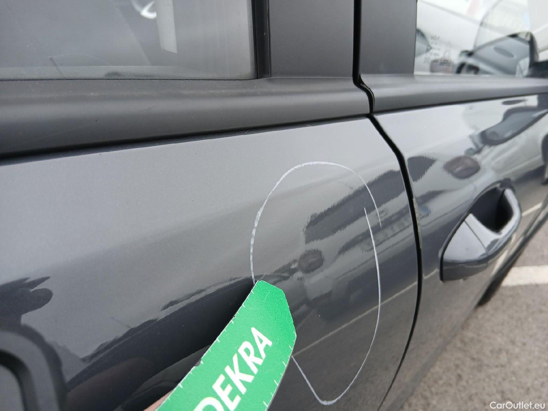  KIA  STONIC KIA  / 2017 / 5P / todoterreno 1.0 T-GDi 74kW (100CV) MHEV iMT Concept #39