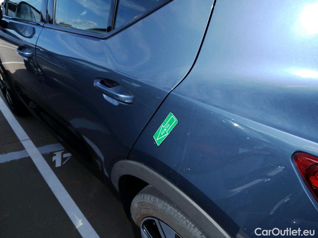  Volvo  XC 40 VOLVO XC40 / 2017 / 5P / todoterreno 1.5 T4 Twin Recharge R-Design Auto #19