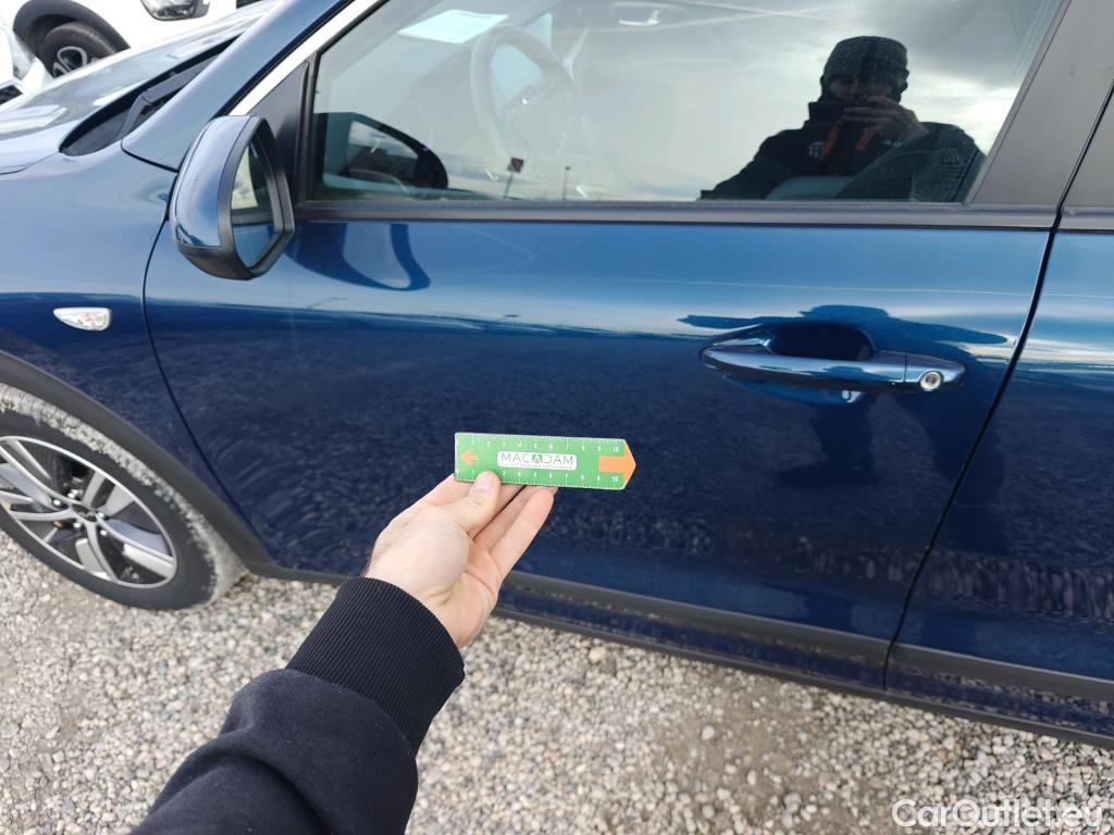  KIA  Niro KIA  / 2019 / 5P / crossover 1.6 GDi HEV 104kW (141CV) Concept #18