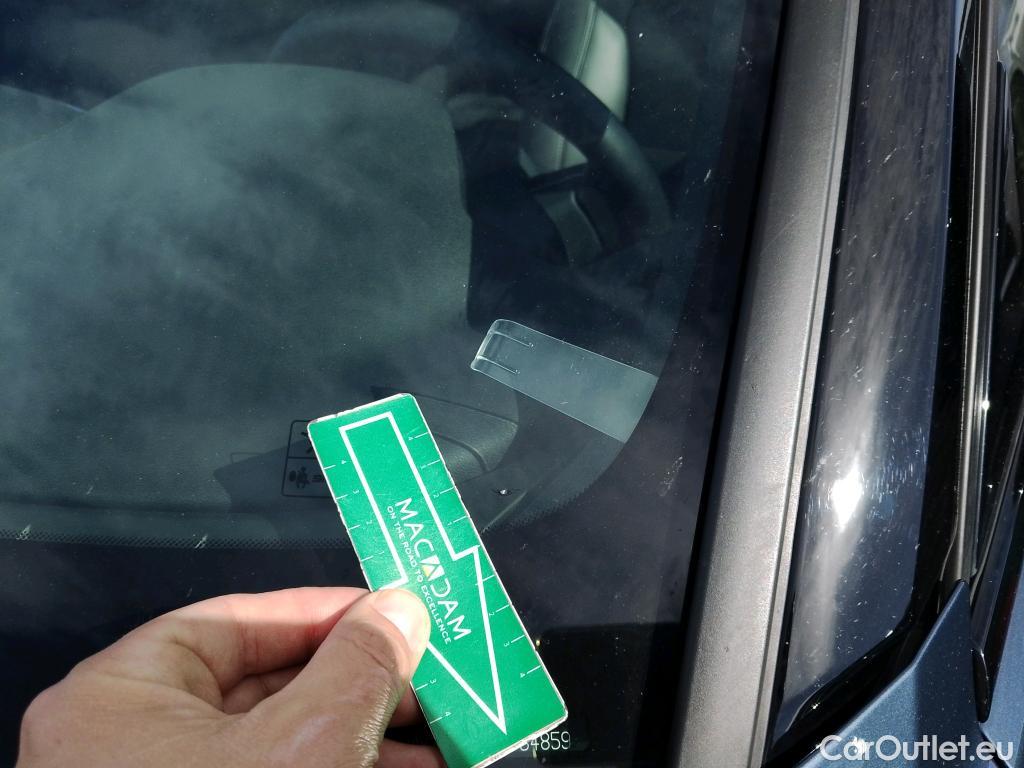  Volvo  XC 40 VOLVO XC40 / 2017 / 5P / todoterreno 1.5 T4 Twin Recharge R-Design Auto #2