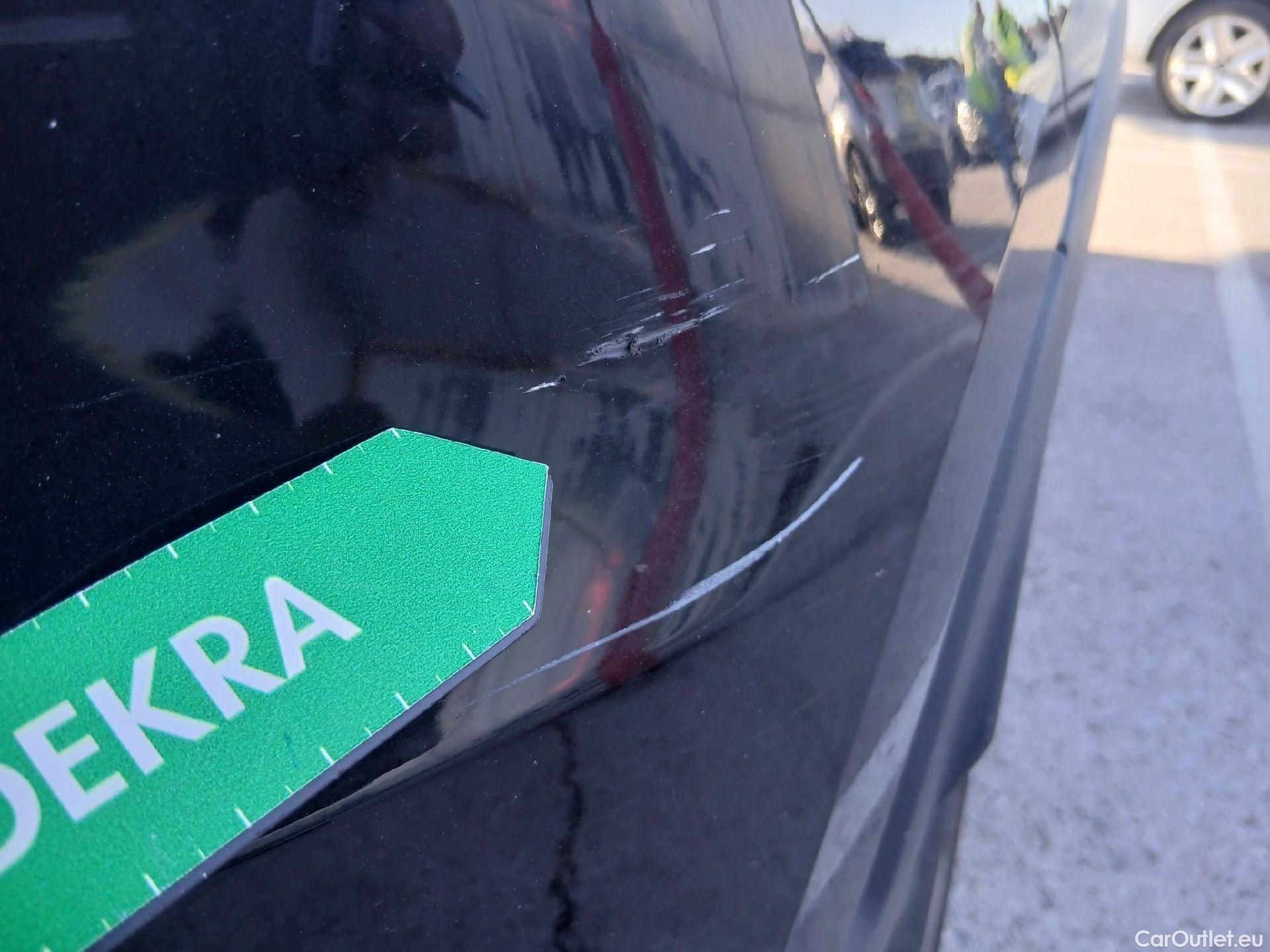  Volvo  XC 40 VOLVO XC40 / 2021 / 5P / todoterreno 1.5 T2 Essential #20