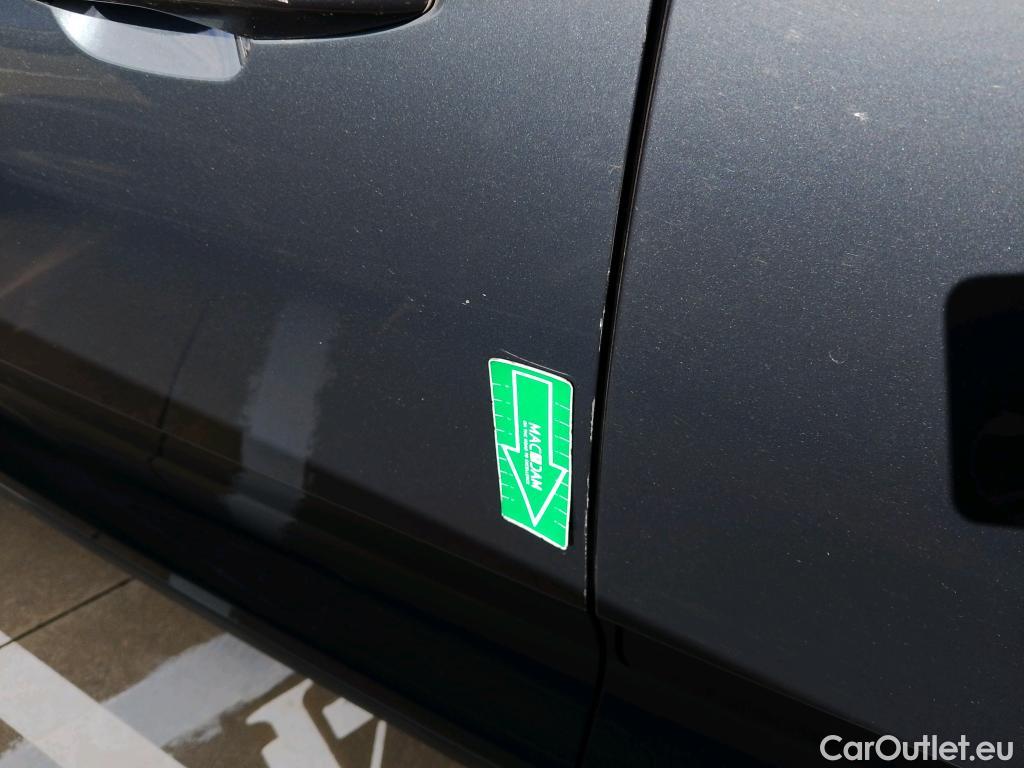  Volvo  XC 40 VOLVO XC40 / 2017 / 5P / todoterreno 1.5 T4 Twin Recharge R-Design Auto #10