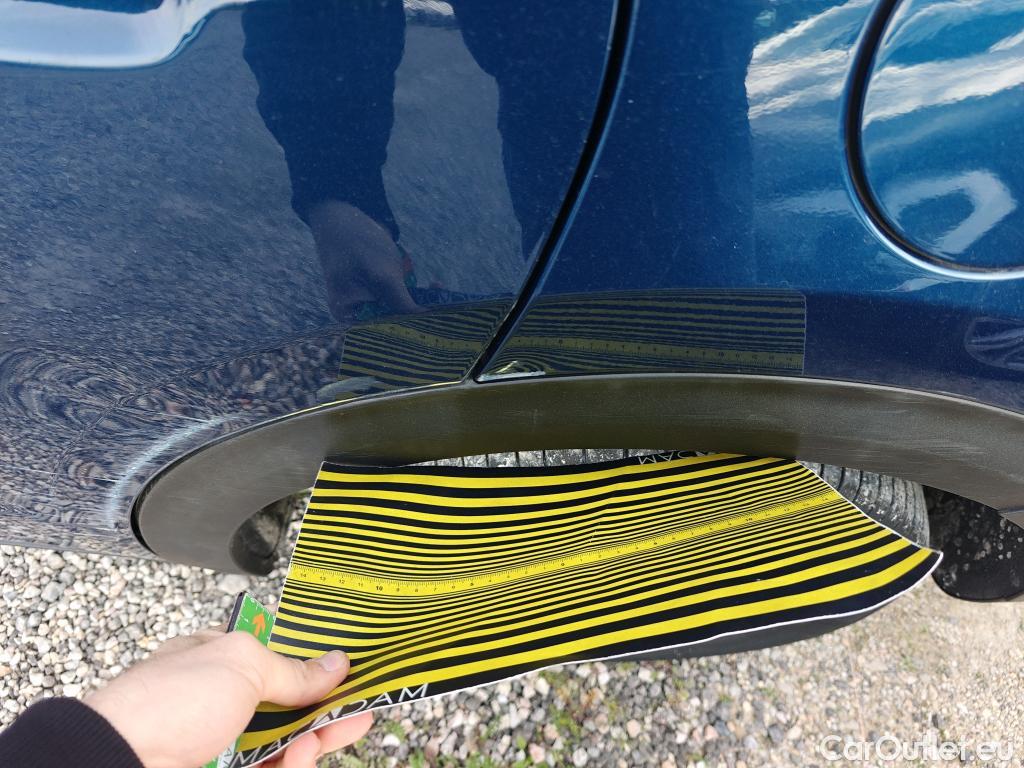  KIA  Niro KIA  / 2019 / 5P / crossover 1.6 GDi HEV 104kW (141CV) Concept #17