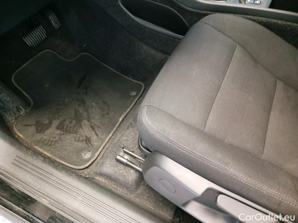  Volvo  XC 40 VOLVO XC40 / 2017 / 5P / todoterreno 1.5 T2 Momentum Core Auto #6