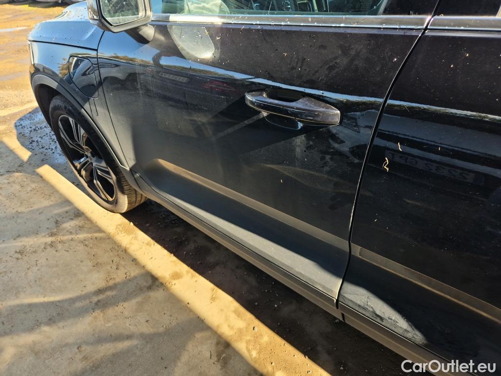  Volvo  XC 40 VOLVO XC40 / 2017 / 5P / todoterreno 1.5 T4 Twin Recharge Inscription Auto #1