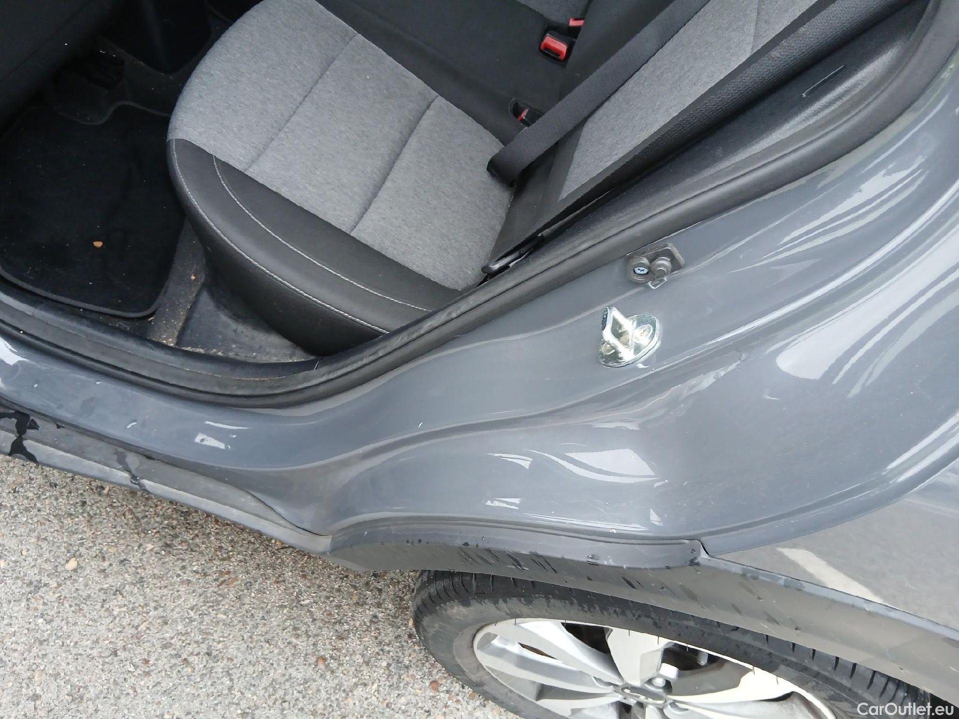  KIA  STONIC KIA  / 2017 / 5P / todoterreno 1.0 T-GDi 74kW (100CV) MHEV iMT Concept #21