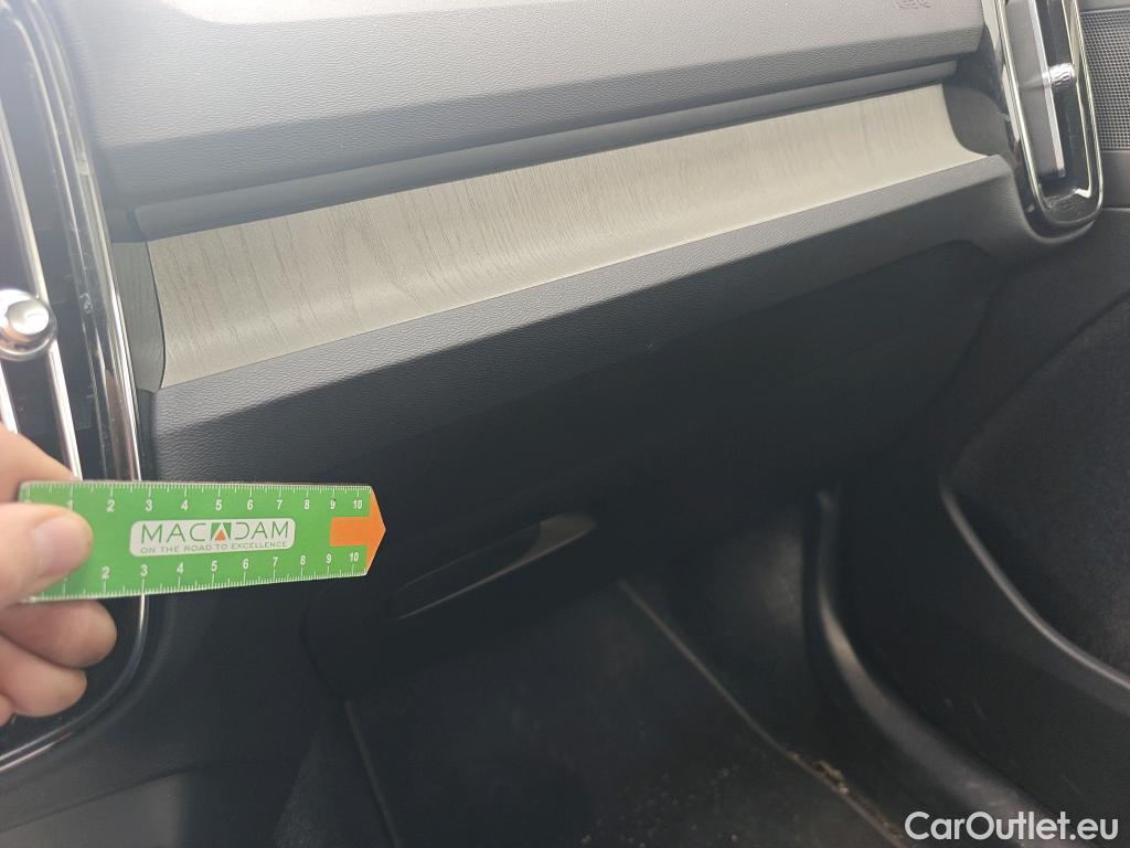  Volvo  XC 40 VOLVO XC40 / 2017 / 5P / todoterreno 2.0 B3 G Inscription Auto #4