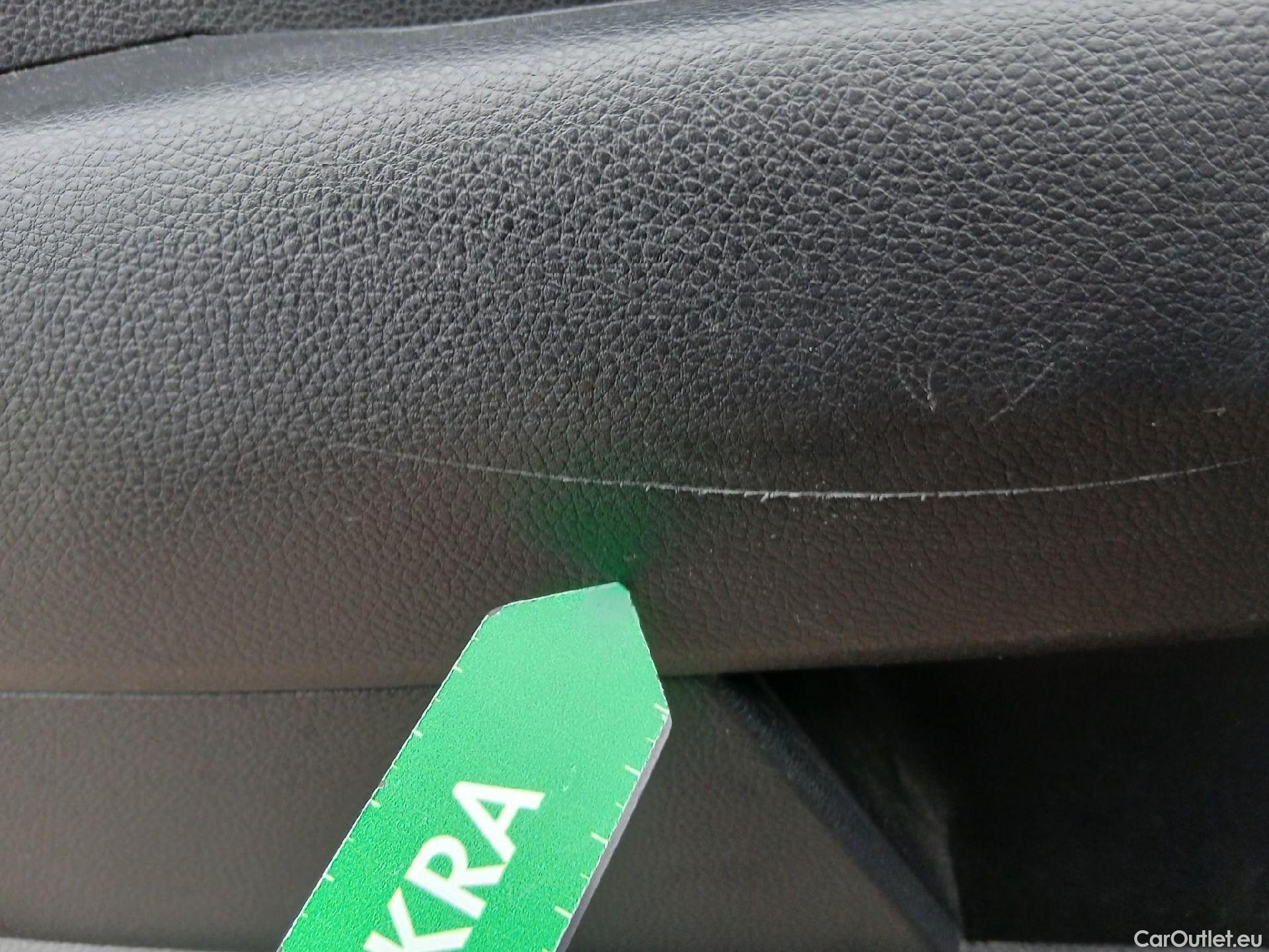  KIA  STONIC KIA  / 2017 / 5P / todoterreno 1.0 T-GDi 74kW (100CV) MHEV iMT Concept #23