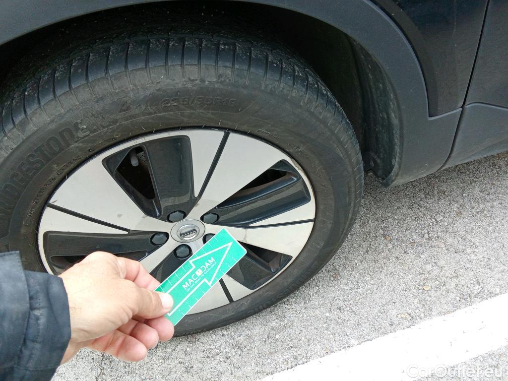  Volvo  XC 40 VOLVO XC40 / 2017 / 5P / todoterreno 1.5 T5 Twin Recharge Inscription Ex Auto #4